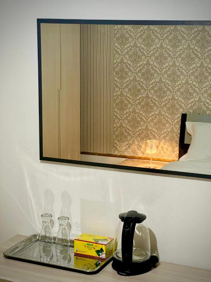 Venice Vip Guest House Mestre Luaran gambar